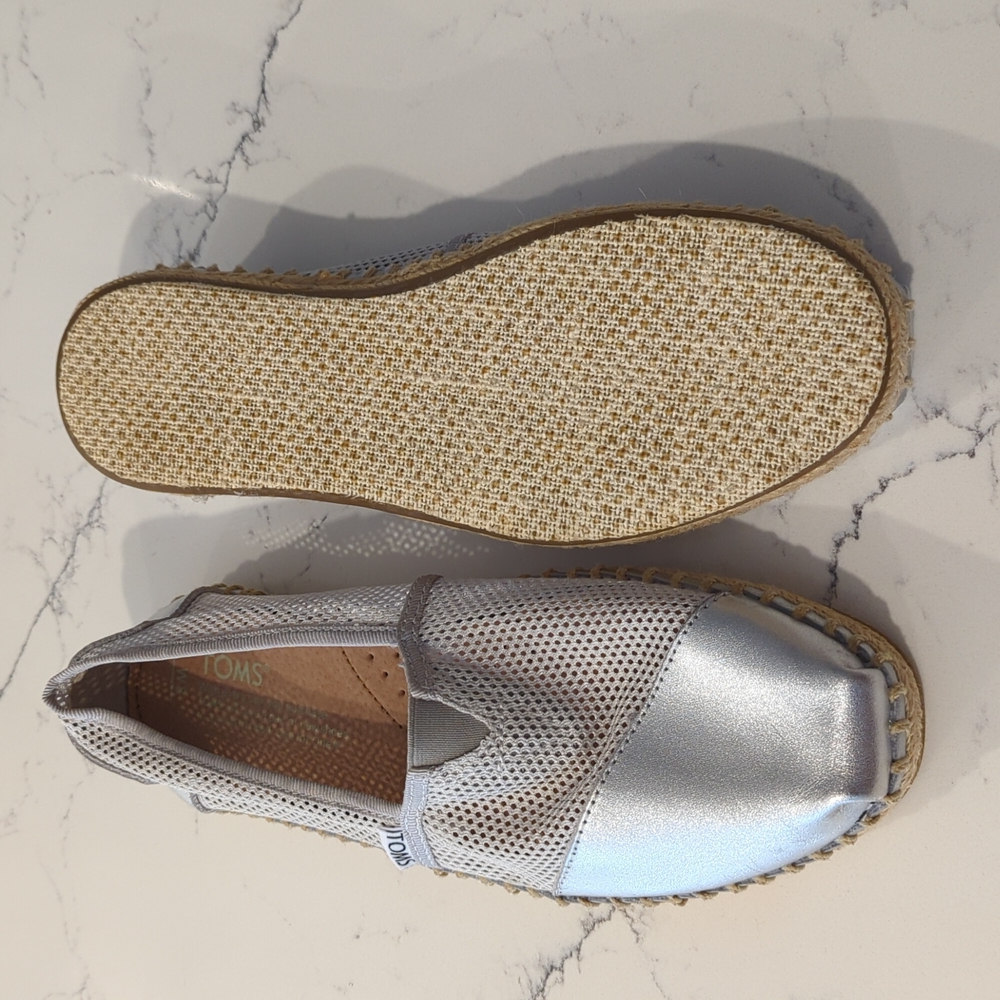 Toms slides